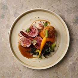 Churchill Stonecast Canvas Natural Walled Plates 280mm alternative