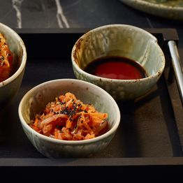 Kozo Porcelain Midori Round Bowl 11.5cm alternative