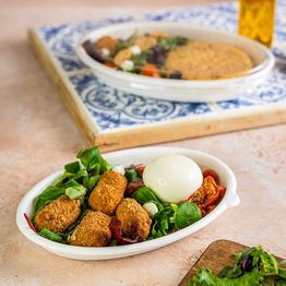 32oz WorldView Oval Container alternative