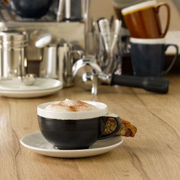 Churchill Monochrome Cappuccino Cup Onyx Black 340ml alternative